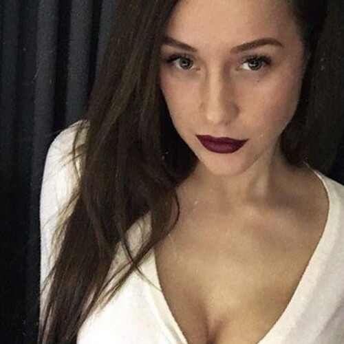 “Femme pour un bonhomme viril”